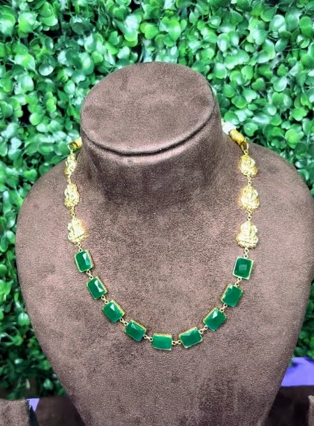 Green pendant