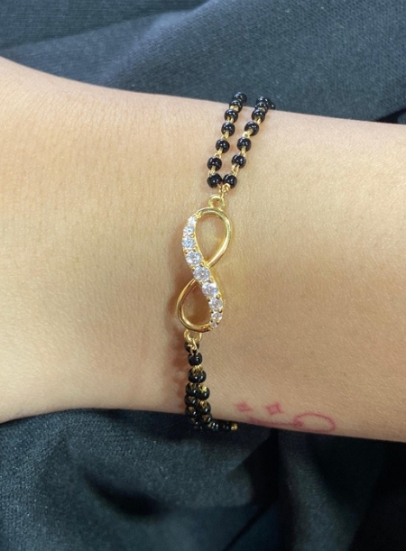 Blackbeads Bracelet with infinity