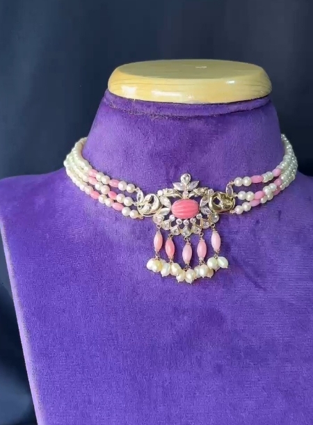 Pink and cream beads choker