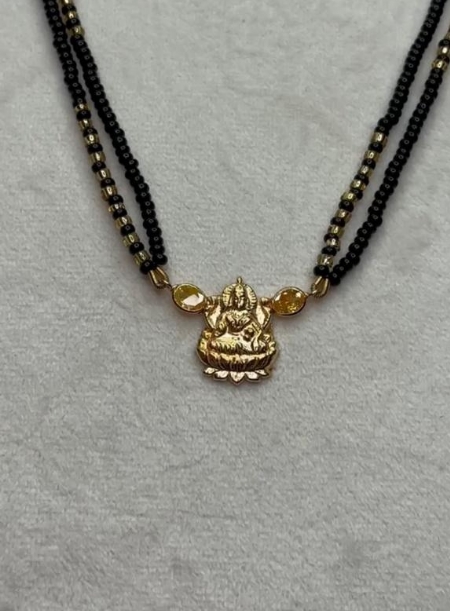 Blackbeads chain with Laxmi pendant