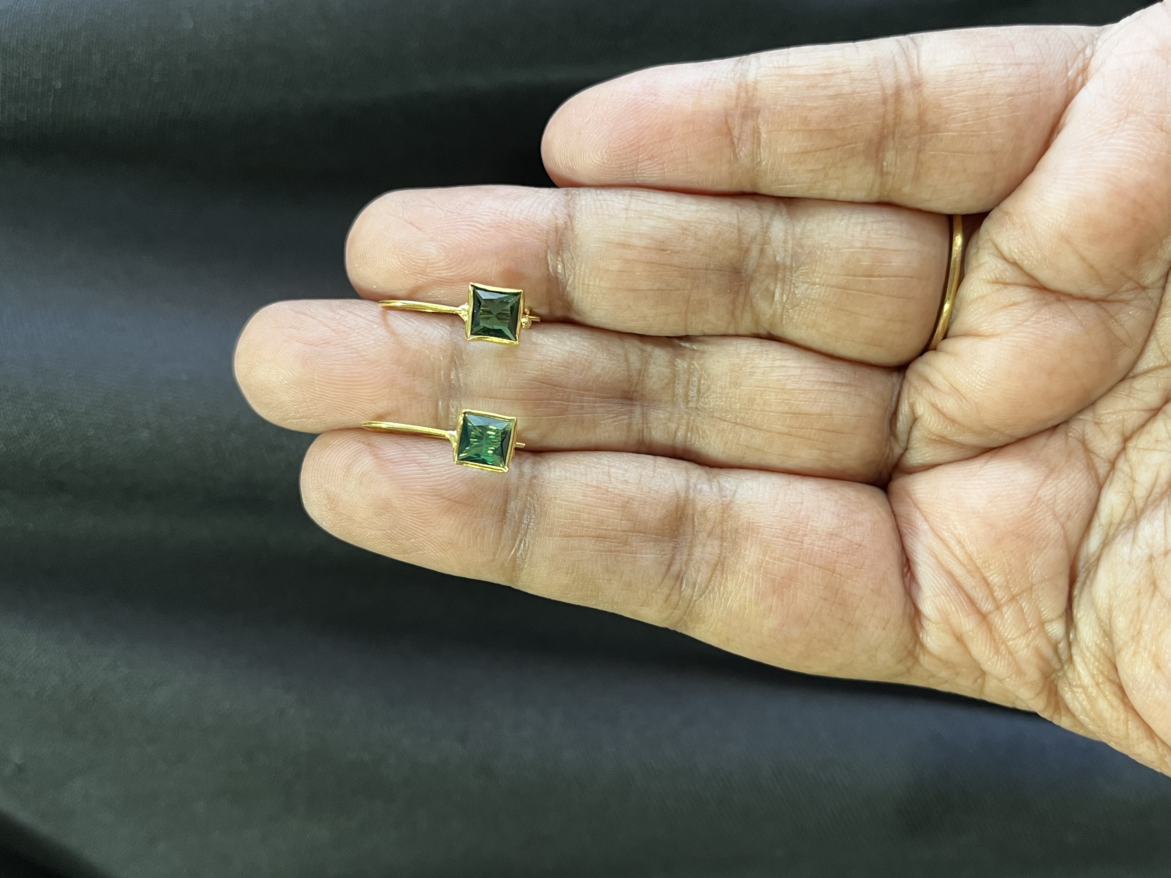 Green square pin Earrings