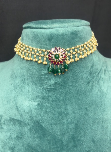 Choker cum necklace